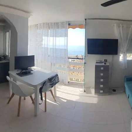 Apartment Con Terraza A Pie De Playa *