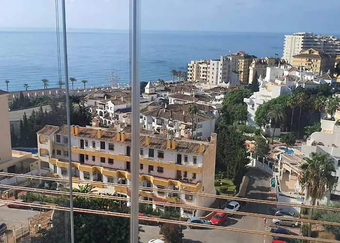 Con Terraza A Pie De Playa *
